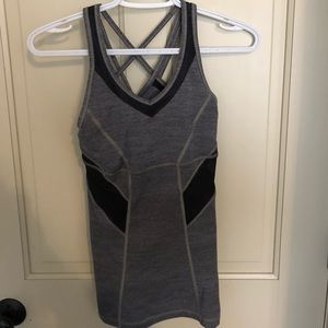 lululemon gray and black tank top